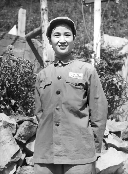 1953年，王文娟在朝鲜战场上