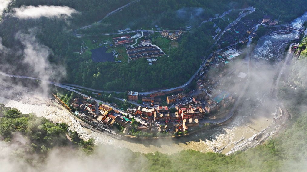 小小“背包银行”，托起独龙江畔的致富路
